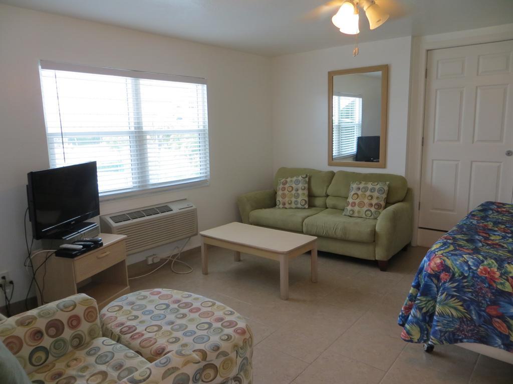 Dolphin Inn Fort Myers Beach Exterior foto