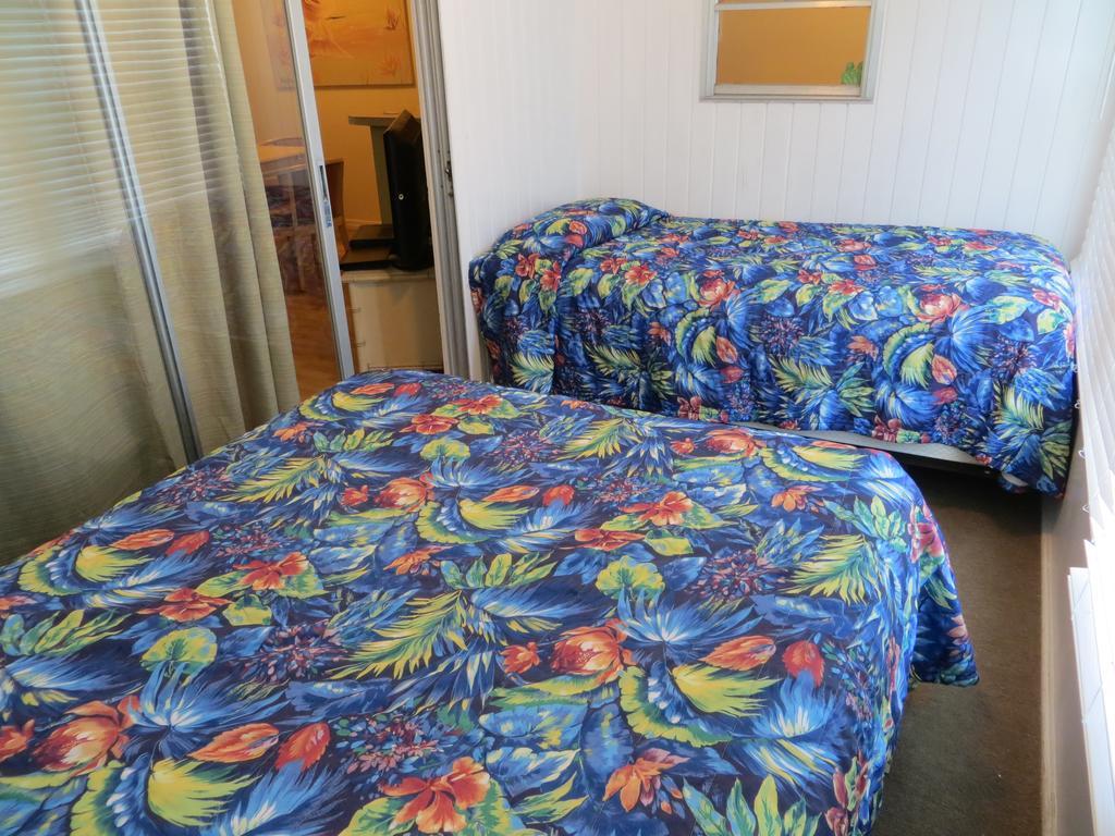 Dolphin Inn Fort Myers Beach Habitación foto